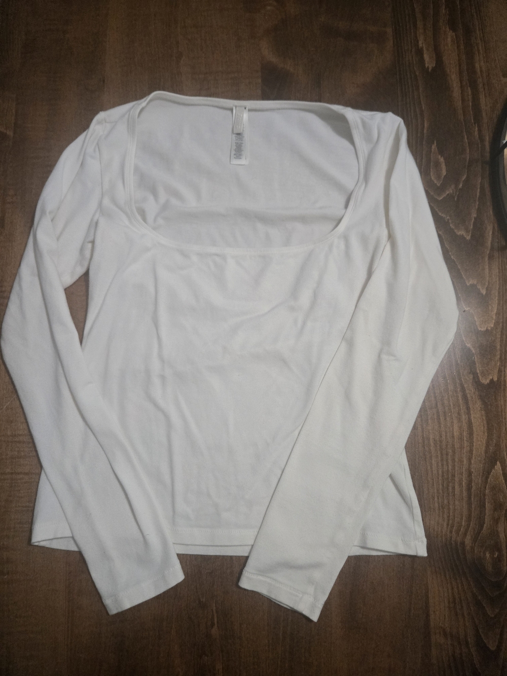Skims Off White Long-Sleeve Scoop Neck Top